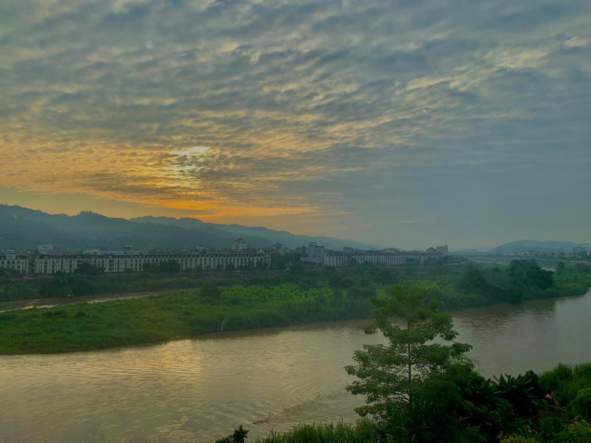 Sen Trang Hotel Lao Cai Exterior photo